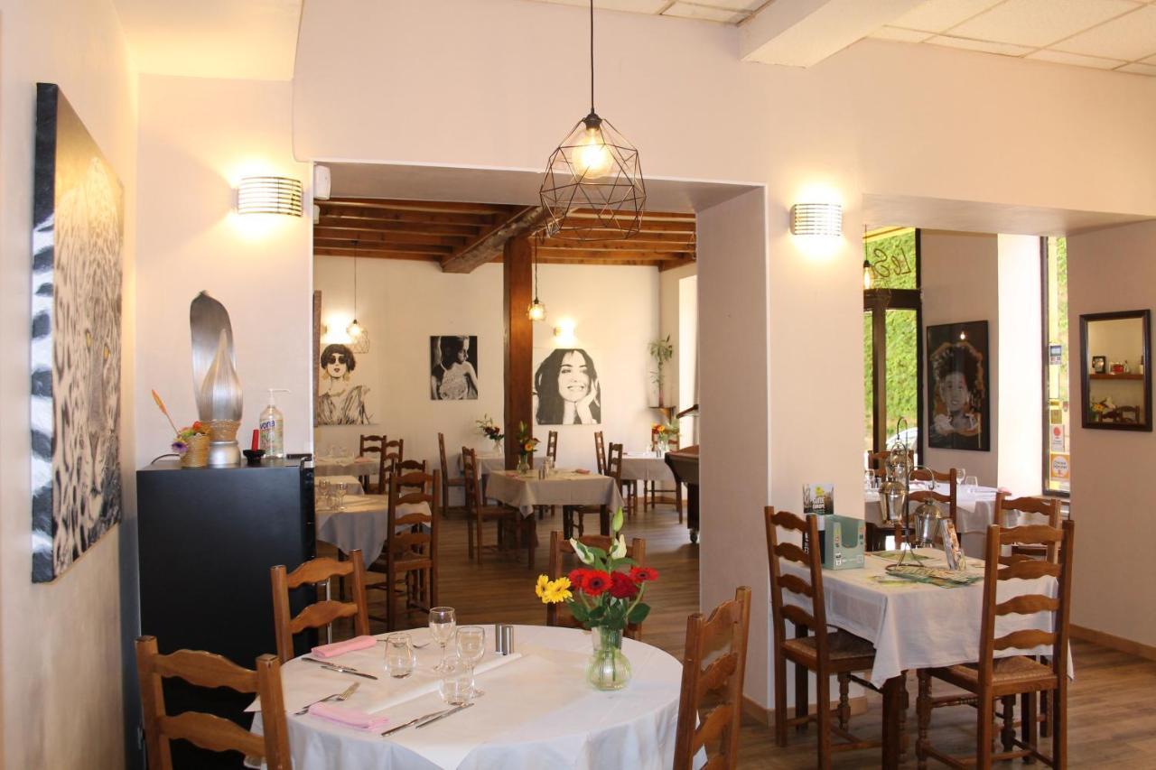 Hotel Restaurant Le Saint Clement Buitenkant foto